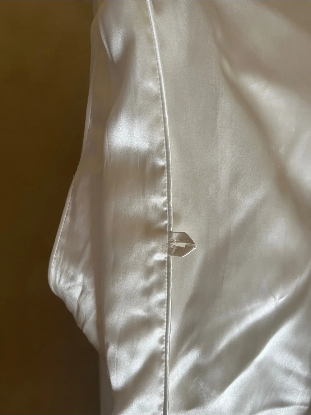 PERLE Silk Twin silk comforter. 100 percent mulberry silk. New with tags.